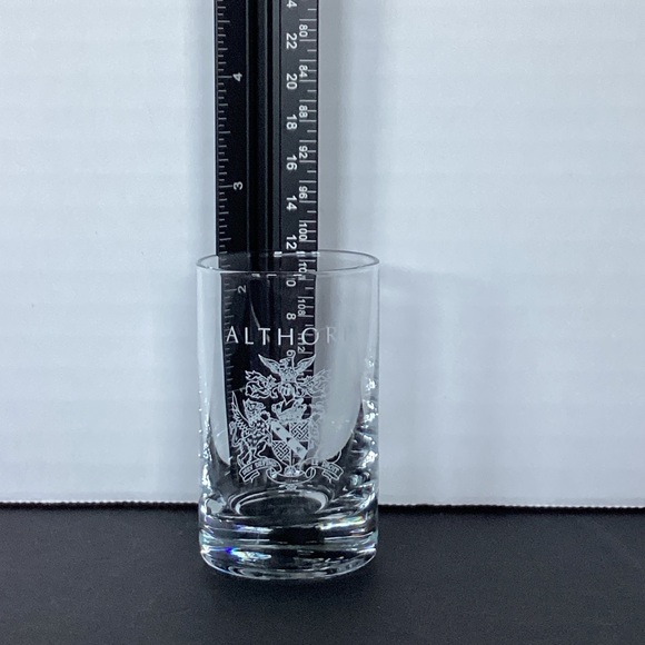 Althorp Charles Spencer 9th Earl Coat Of Arms Souvenir Shot Glass - Picture 12 of 13